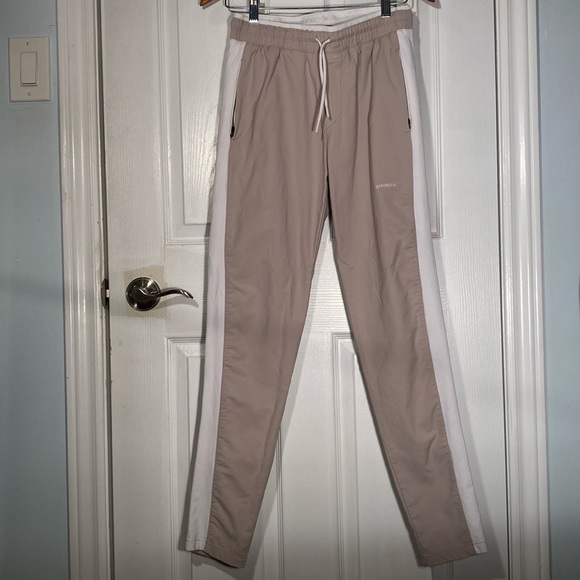 SZ 30 Zanerobe Tan Pants with White Sides • Drawstring and Zippered Pockets - Picture 3 of 7